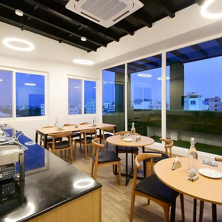 Townhouse Airport Road Hotell Yelahanka Exteriör bild